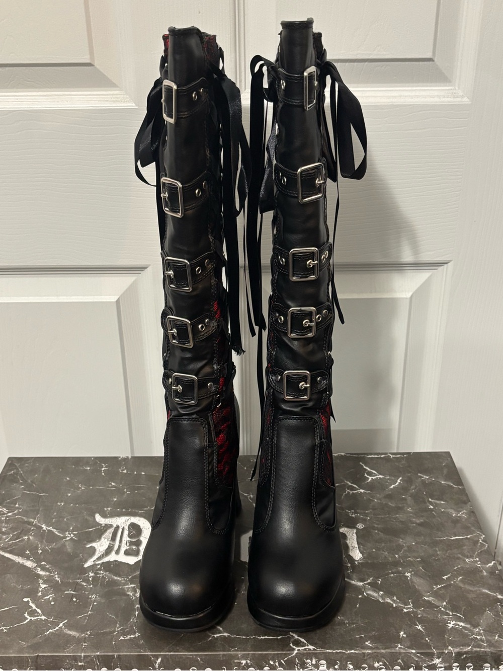 NIB Demonia Crypto-106 Lace Renaissance Boots - Picture 4 of 9